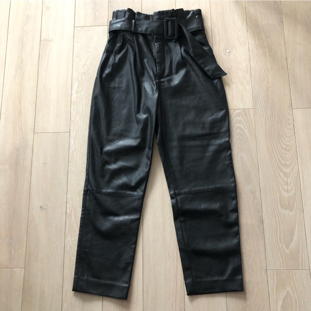 H&M Faux Leather High Waisted Paper Bag Pants with Belt in Black Size 4